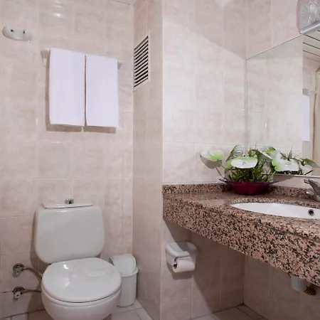 Kleopatra Aytur 2* Аланія