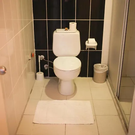 Ξενοδοχείο με διαμερίσματα Kleopatra Aytur 2*