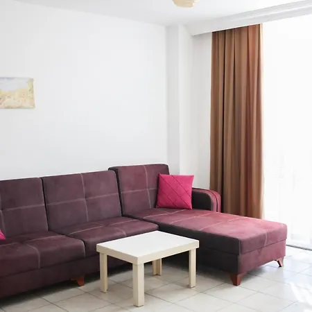 Ξενοδοχείο με διαμερίσματα Kleopatra Aytur