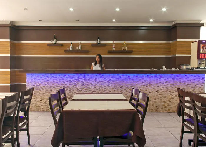 Hotel Kleopatra Aytur 2*