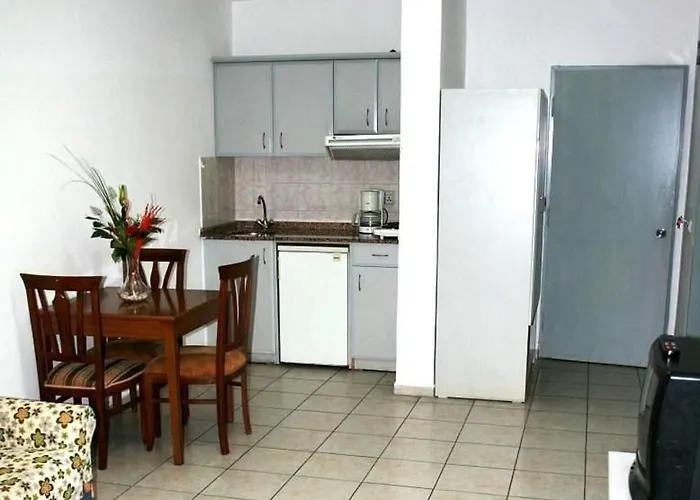 Hotel Kleopatra Aytur 2*