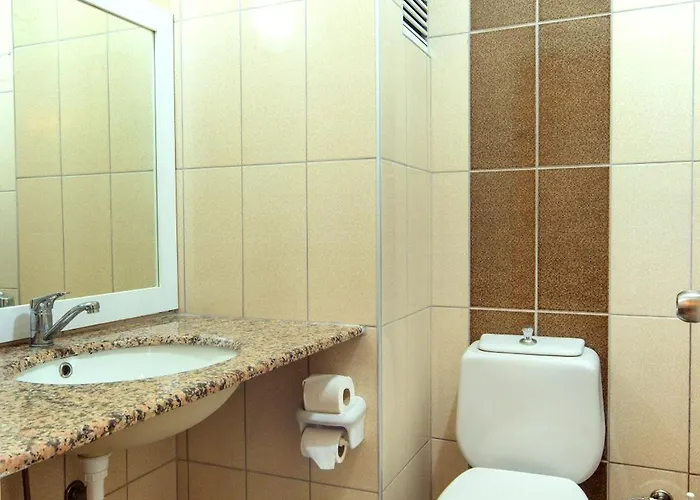 Kleopatra Aytur Hotell 2*